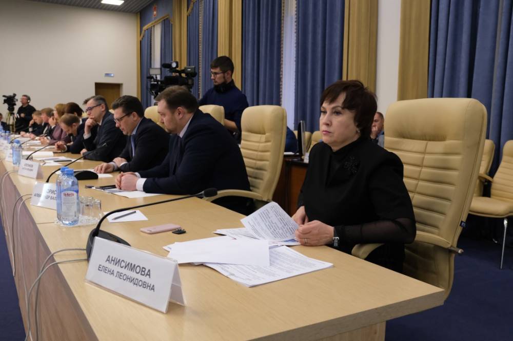 Дмитрий Махонин представил нового главу аппарата краевого правительства