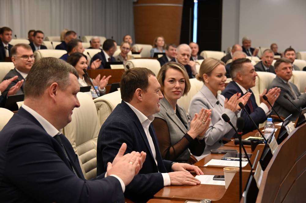 Депутаты краевого парламента наградили коллектив санатория с 200-летней историей