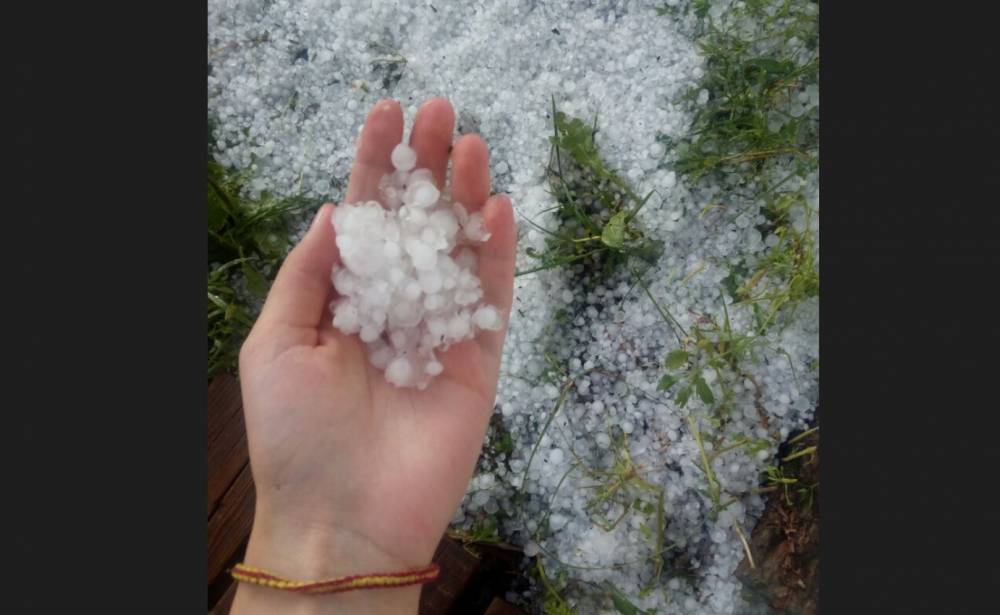 Соцсети: в Пермском районе прошел сильный град