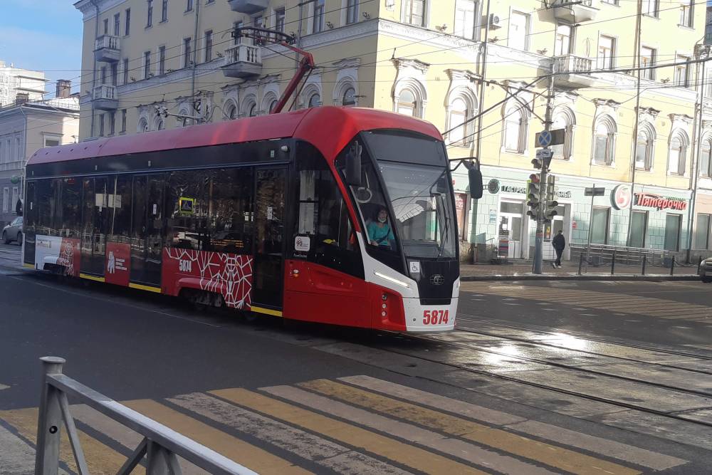 Карты, деньги, пассажиры. Подводим итоги года в сфере общественного транспорта Перми