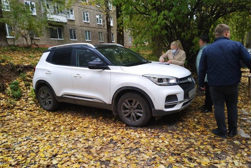 ​Должники за тепло в Березниках и Чайковском лишились автомобилей и бытовой техники