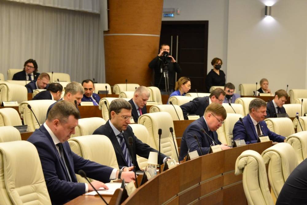 Поддержка и инновации. В Перми прошло февральское заседание Законодательного Собрания
