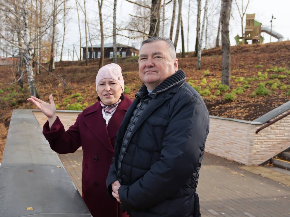 ​Валерий Сухих оценил благоустройство главной площади в Осе