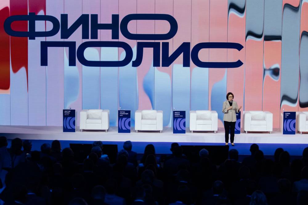 Клиенты ВТБ и Т-банка смогут собрать свои вклады в одном приложении