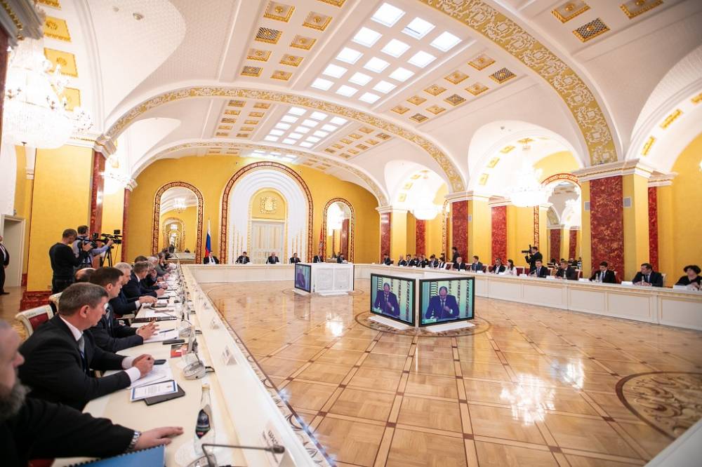 На совещании с представителями регионов ПФО обсудили Стратегию национальной политики РФ