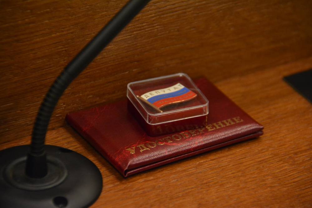 Отзыв аккредитации у журналиста Евгения Плотникова рассмотрят на заседании краевого парламента