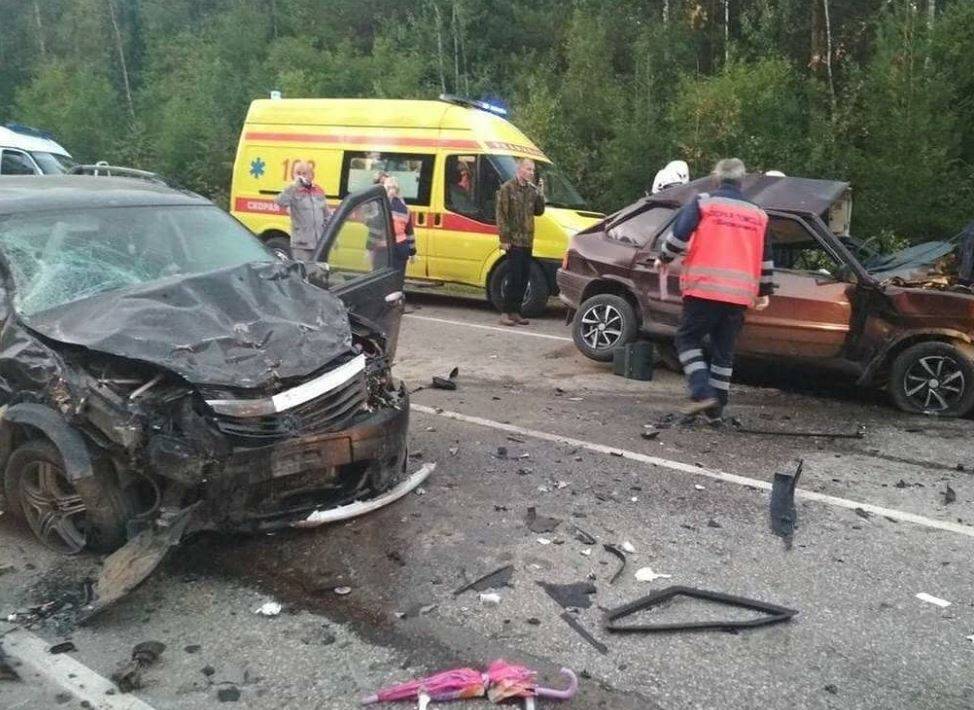 В Прикамье в ДТП погиб водитель одной из легковушек