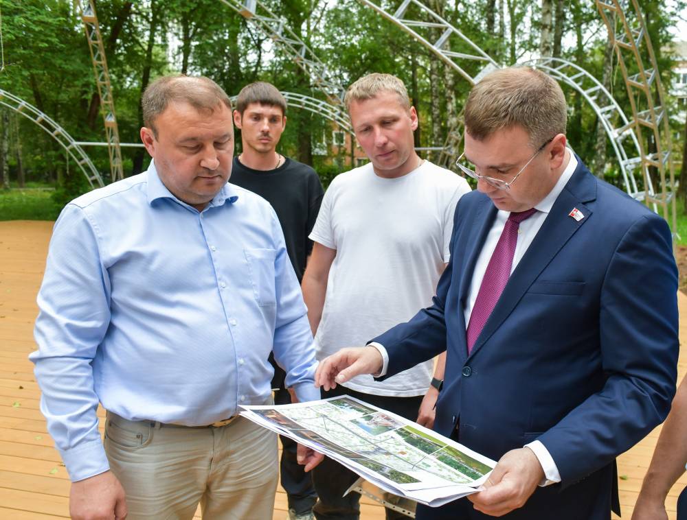 Глава Перми оценил ремонт фасадов и благоустройство объектов в Индустриальном районе