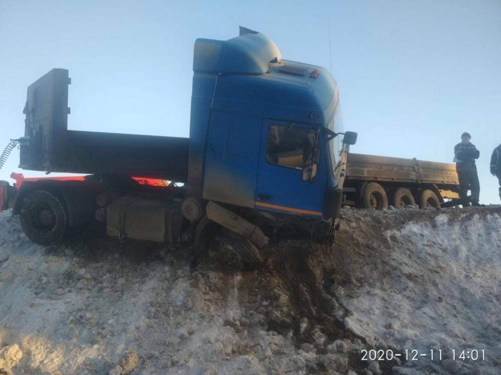 В Пермском крае в ДТП с грузовиком погиб человек 