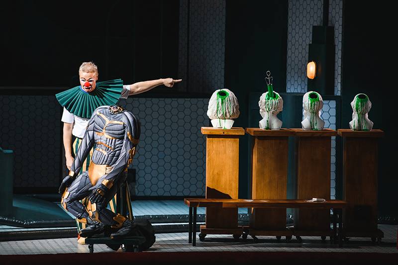 Загадки свежевыжатых «Апельсинов». Новая премьера в Пермском оперном театре