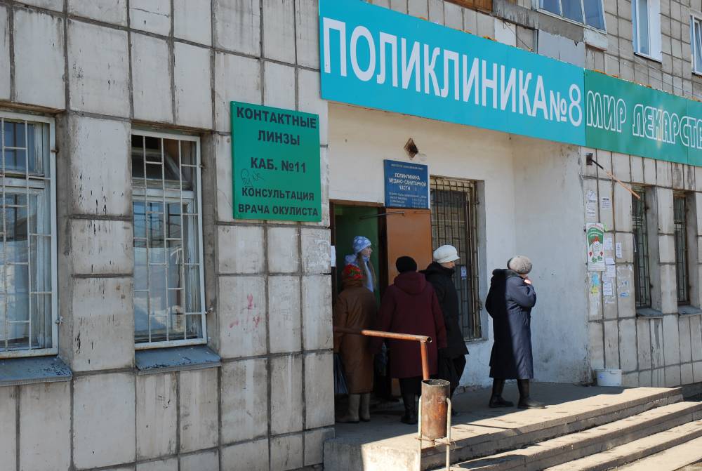 ​В Пермском крае Минздрав рекомендовал больницам пускать пациентов в здание из-за холодов
