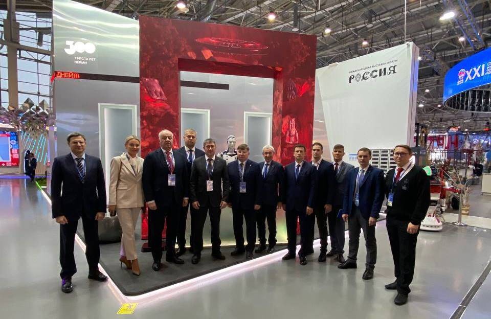 «Единая Россия» единогласно поддержала выдвижение Владимира Путина на выборах в марте 2024 года