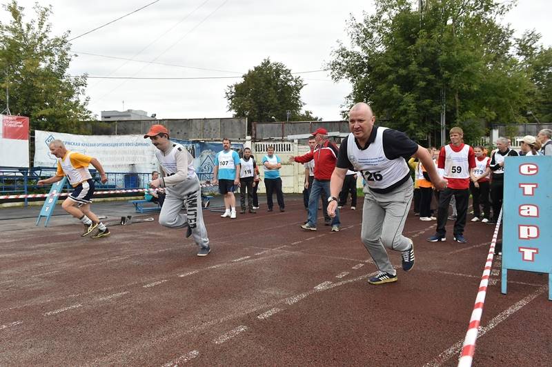 300 спортсменов-инвалидов приняли участие в легкоатлетическом этапе Парафестиваля