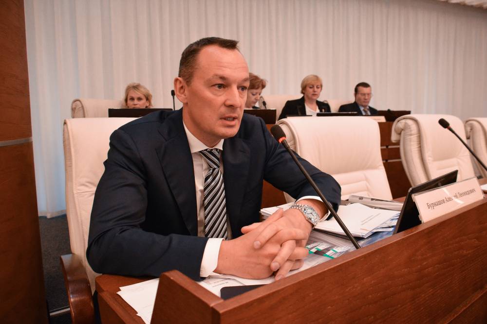 ​Депутат Госдумы РФ Алексей Бурнашов передумал отказываться от мандата