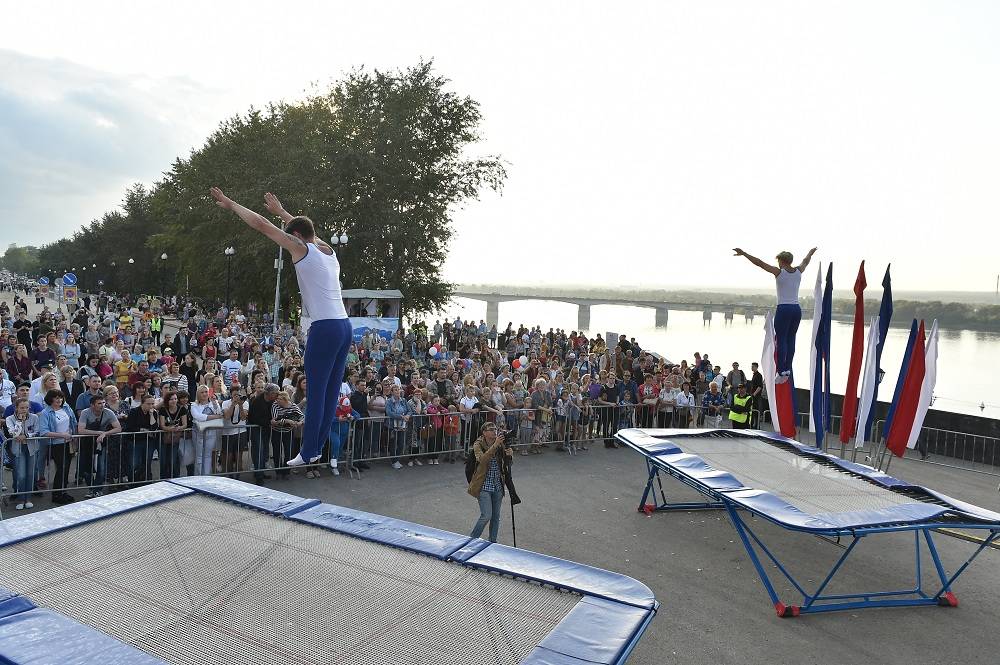 Центральная площадка празднования Дня российского флага в Перми объединила 3,2 тыс. человек