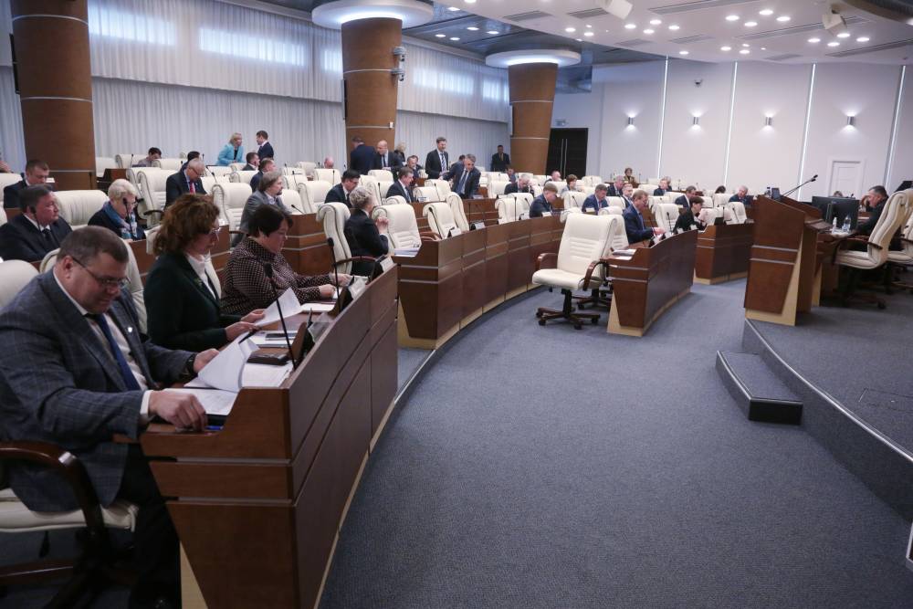 ​Депутаты Заксобрания Пермского края рассмотрят проект бюджета на ближайшие три года