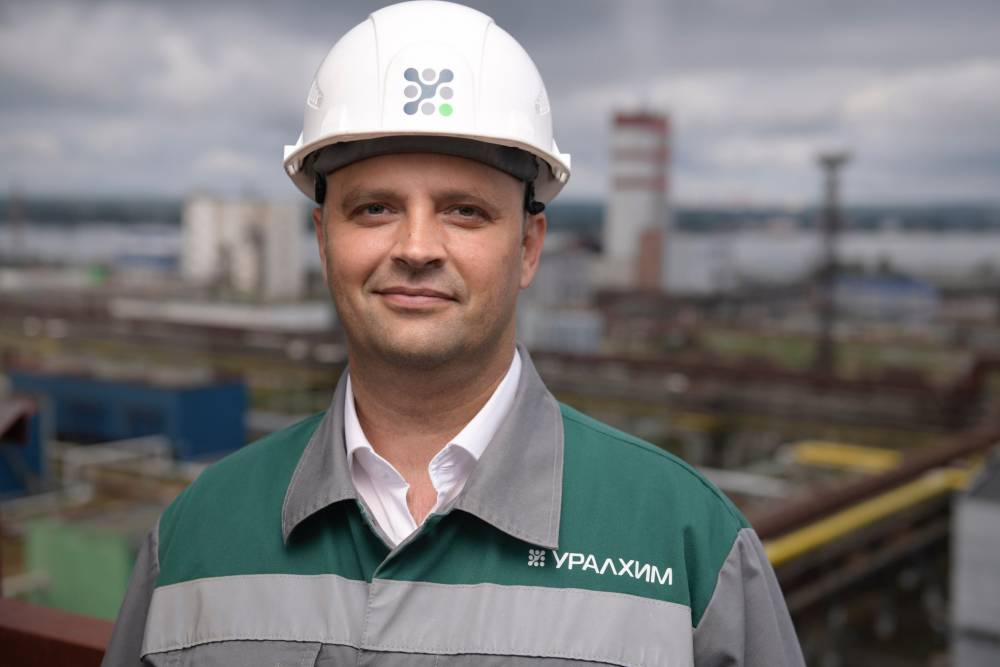 ​Директор филиала «Азот» АО «ОХК «Уралхим» удостоен награды «Почетный химик»