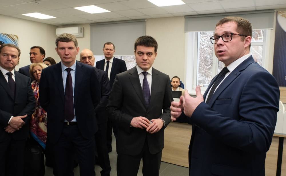 ​Министр Михаил Котюков посетил Пермский научно-образовательный центр