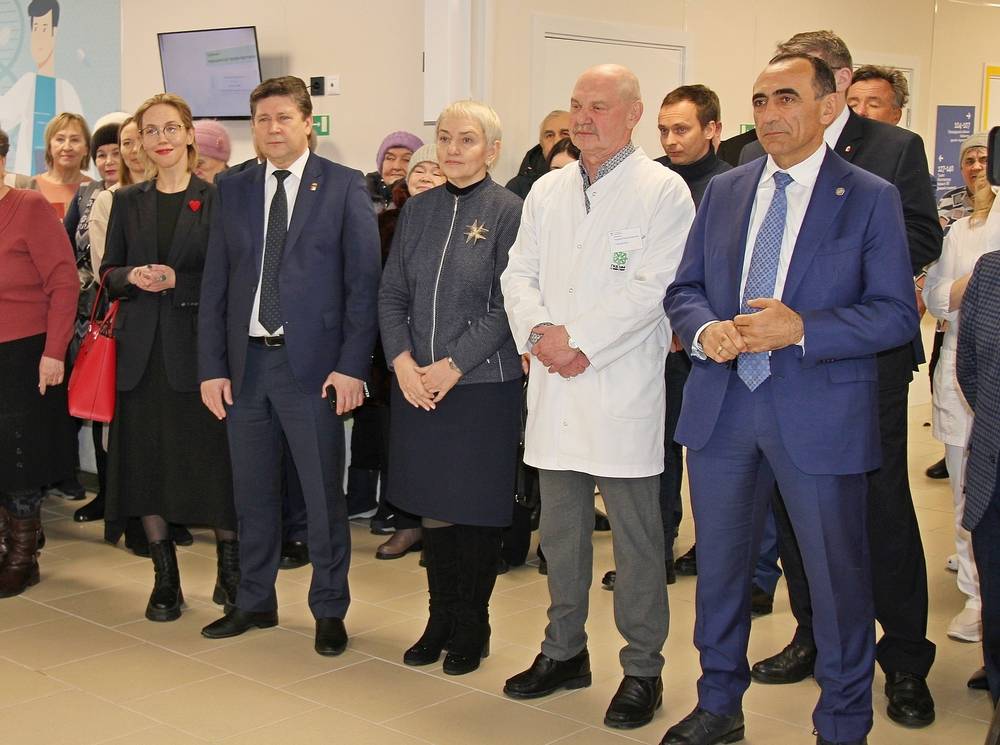 В поселке Углеуральский открыта новая поликлиника 