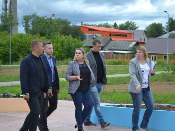 ​Проект «Городская среда»: Михаил Борисов оценил благоустройство объектов в Лысьве