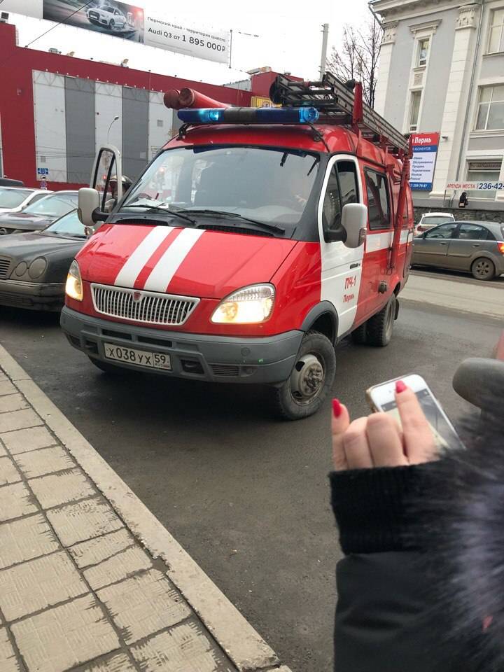 В Перми массово эвакуируют торговые центры 