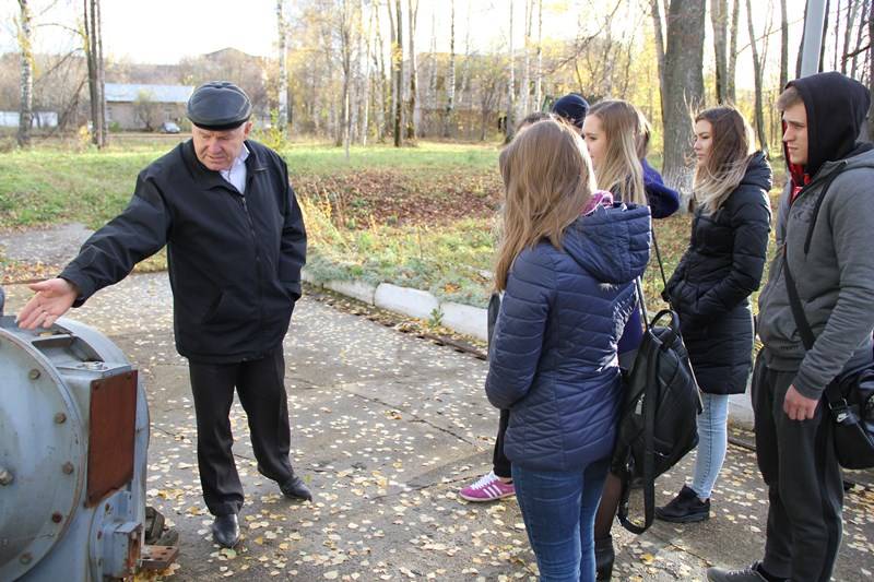 «Коммуналка» просит кадры