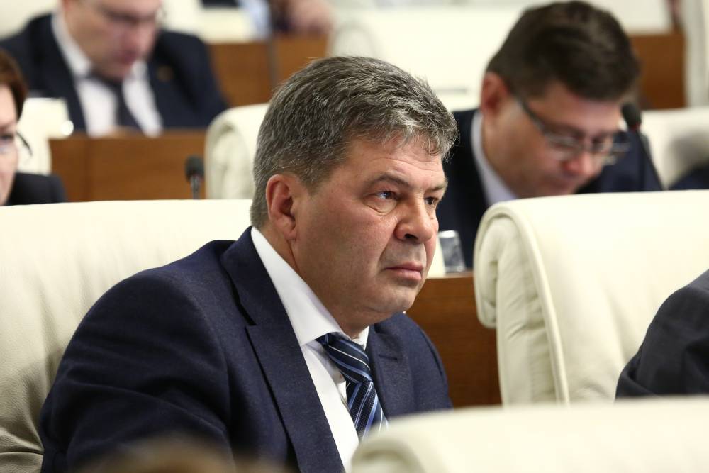 ​Максим Решетников отправил в отставку двух министров
