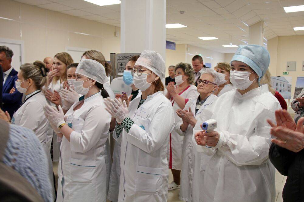 В поселке Углеуральский открыта новая поликлиника 