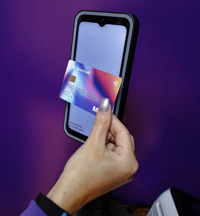 ​Карта «Прибыль» Банка Уралсиб – в Топ-3 лучших дебетовых карт к праздникам