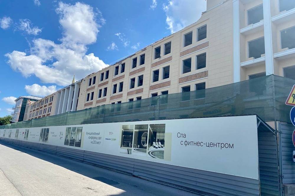 ​Втроем идут за звездой. Как продвигается строительство отелей в центре Перми?