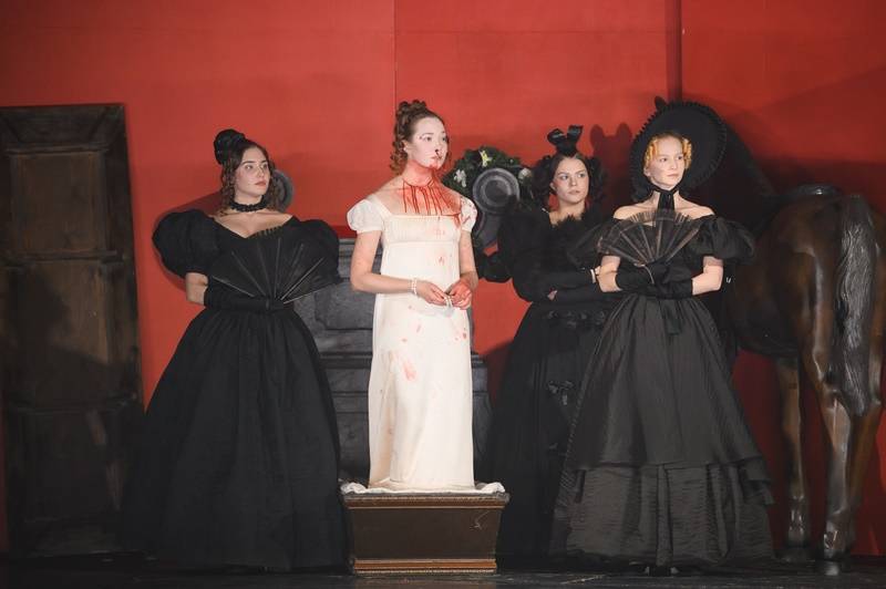 ​«Маскарад» (16+) в Пермском Театре-Театре как провокация сильных эмоций