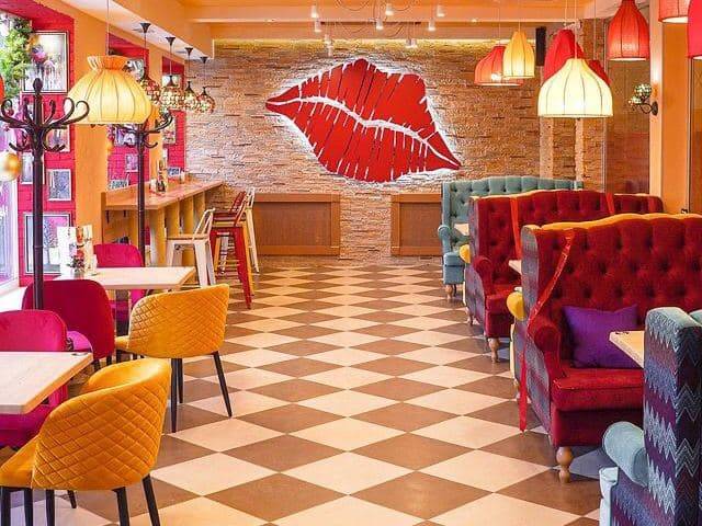 Пряности да сладости, пицца да поке. ТОП-10 заведений, открывшихся в Перми в этом сезоне