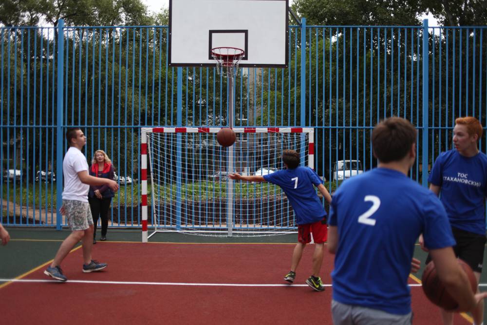​Жители Перми могут заниматься спортом на 60 открытых многофункциональных площадках