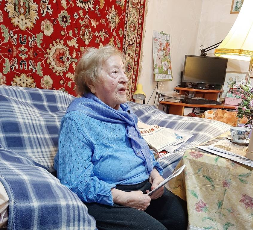 ​94-летняя нефтяница Виктория Шаврина из Краснокамска – на «ты» с компьютером и «скайпом» 