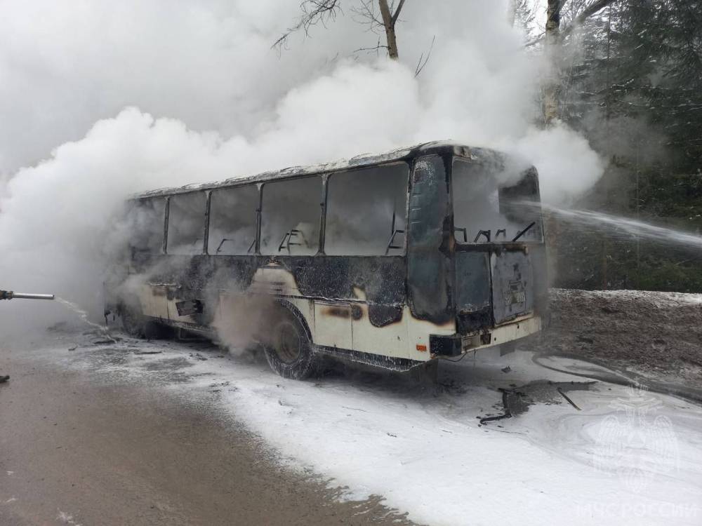 ​Прокуратура проводит проверку по факту сгоревшего в Пермском крае автобуса