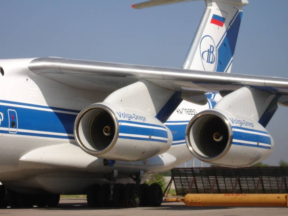 На перевозки из Перми в Крым заявились авиакомпании «Red Wings» и «Россия»