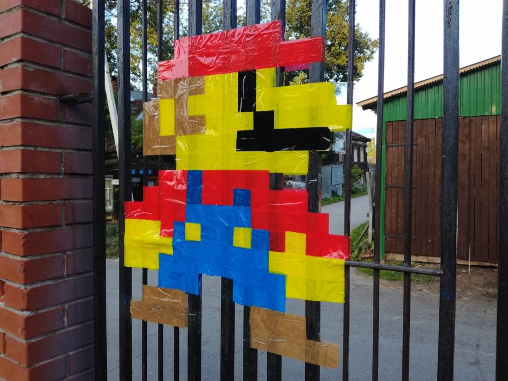 В Разгуляе появились граффити с портретом пермского художника Александра Жунева