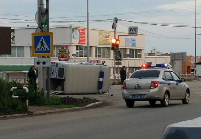 В Чайковском перевернулся полицейский УАЗ, есть пострадавшие
