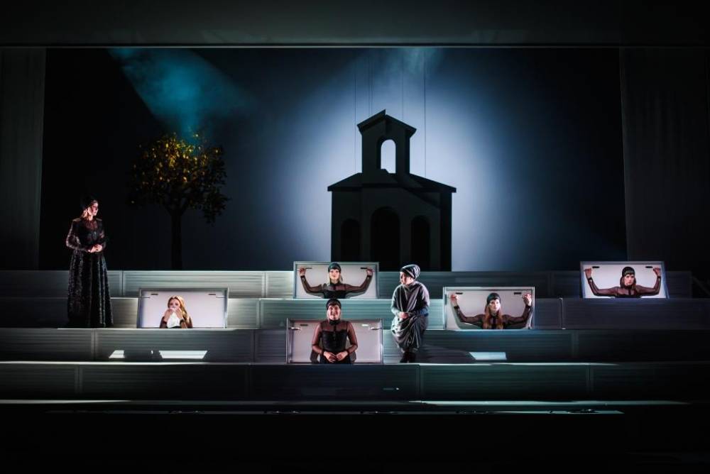 В пермском Театр-Театре показали спектакль по пьесе Лорки «Дом Бернарды Альбы»