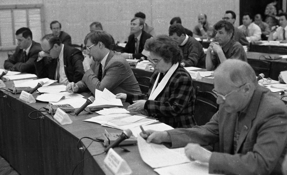 Отвечать на вызовы времени. В апреле парламент Пермского края отметил 25-летие своей работы