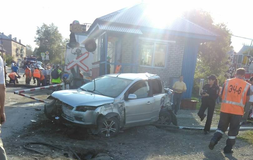 ​В Чусовом фура улетела с горы и врезалась в легковушку 