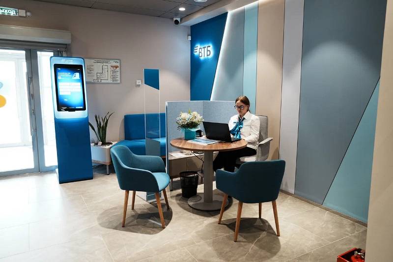 ВТБ открыл обновленный офис в Губахе