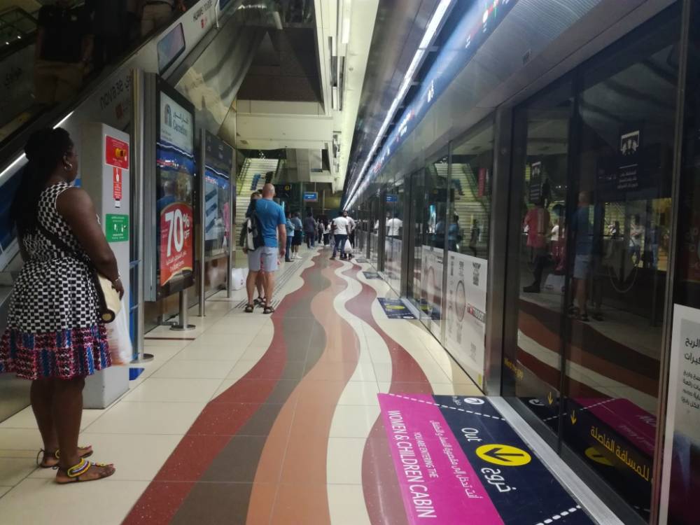 Цветок в пустыне. Корреспондент Business Class – о путешествии в ОАЭ 