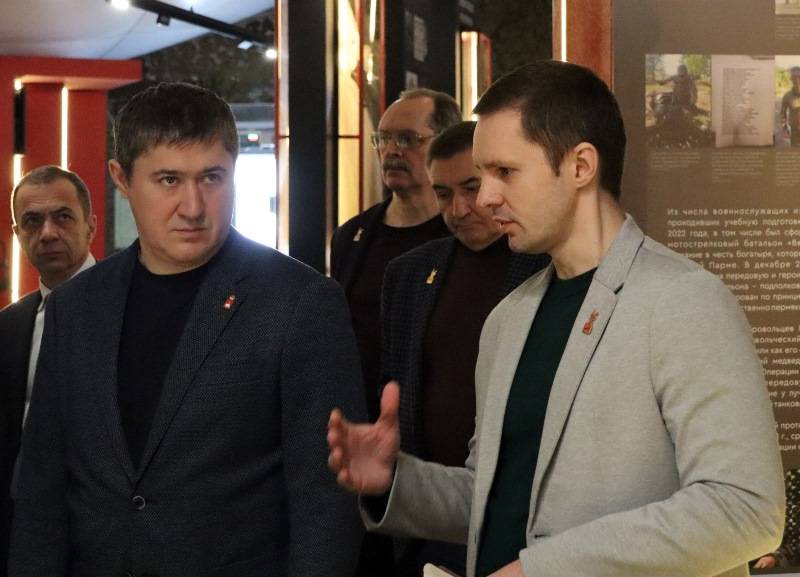 Дмитрий Махонин открыл обновленную выставку-форум «Мы защищаем свой родной дом»