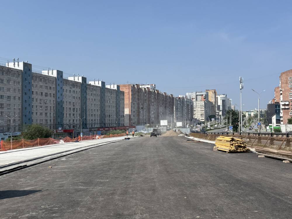 На мосту через Егошиху в Перми осталось смонтировать 10 балок последнего пролета
