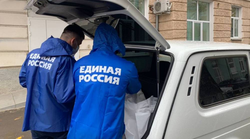 ​«Единая Россия»: Через медицинскую миссию партии в новых регионах прошли 2 тысячи волонтеров