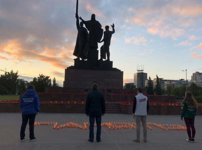 ​В День памяти и скорби в Перми прошла акция, посвященная началу Великой Отечественной войны