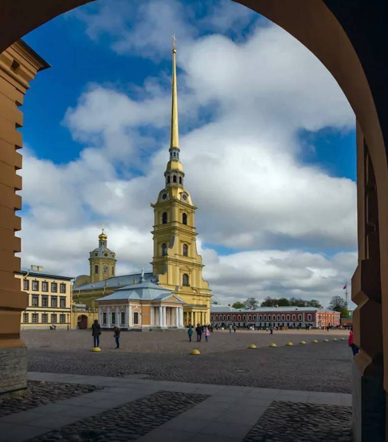 Исследование ВТБ и OneTwoTrip: где россияне отдыхали осенью и сколько на это потратили