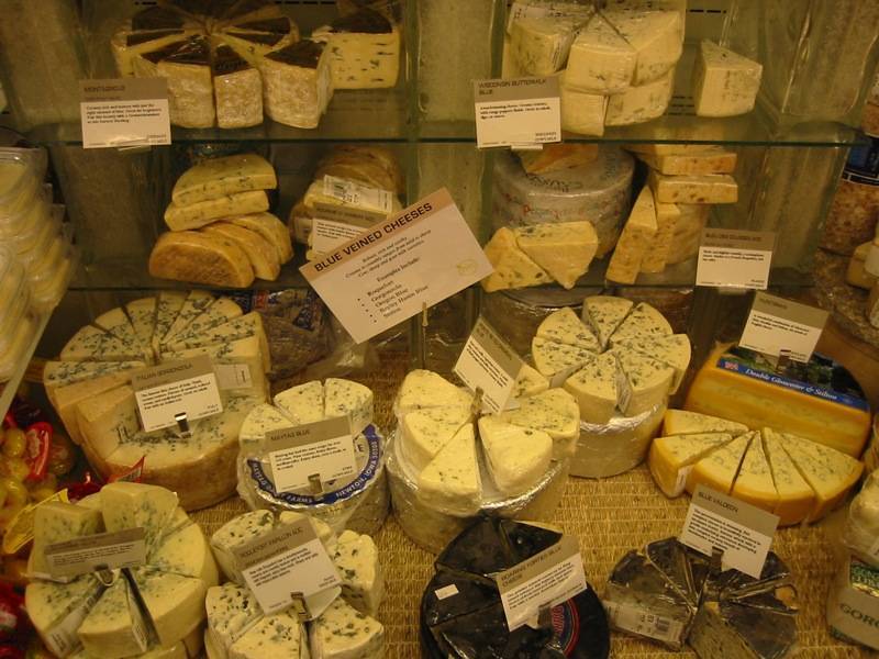 ​Средняя стоимость сыра в Перми составила 328 рублей 