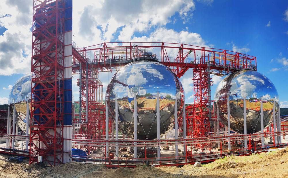 ​ Мы научились идти вперед, несмотря ни на что. Большое интервью с Дмитрием Махониным 